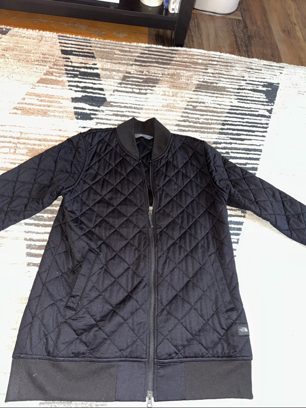 The North Face Women's Quilted Mod Bomber Insulated Knit Jacket Sz L